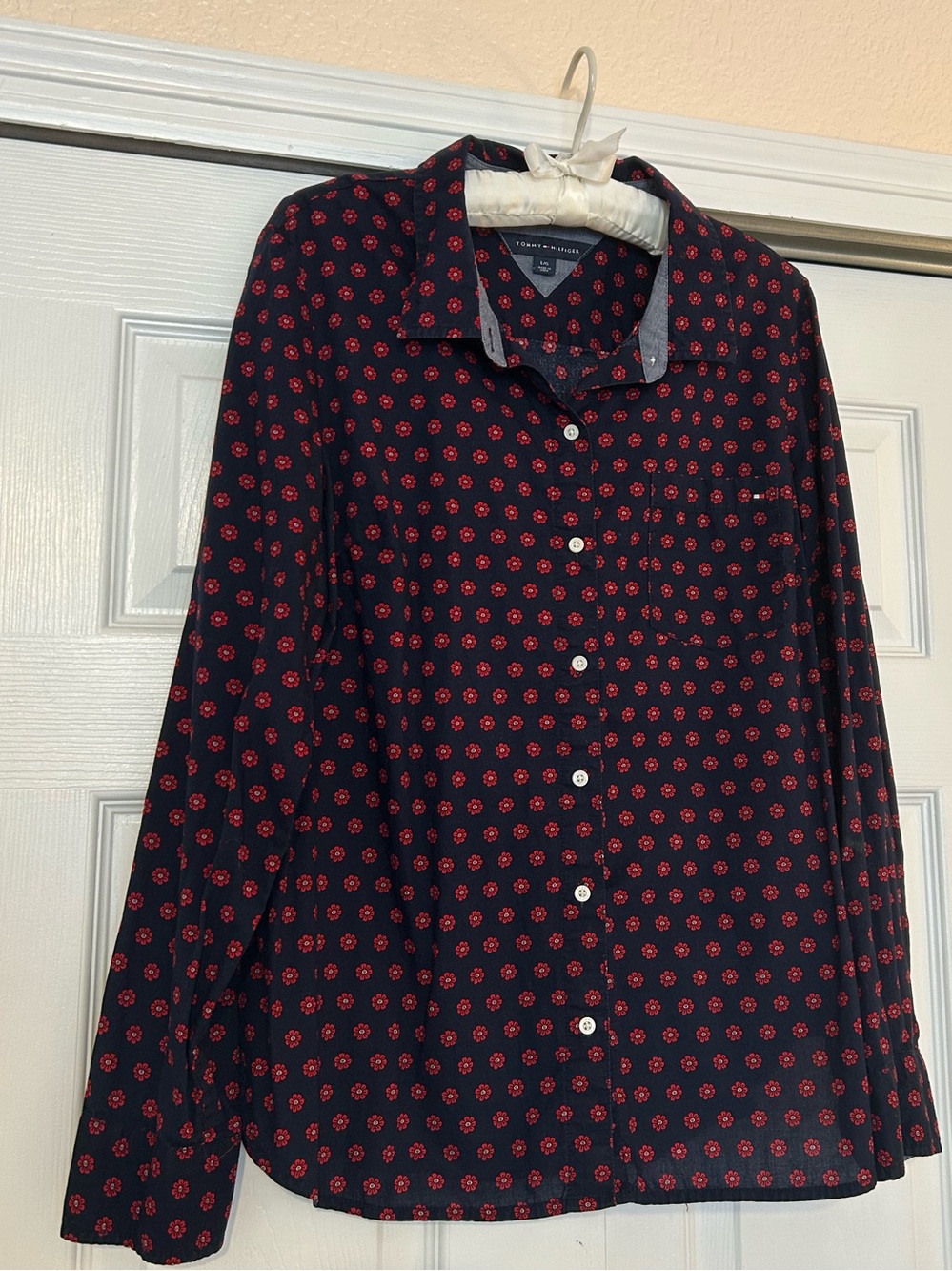 Tommy Hilfiger button down - Picture 7 of 12